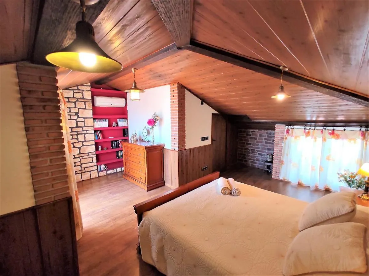 Chalet Adosado En Torre Del Mar Villa