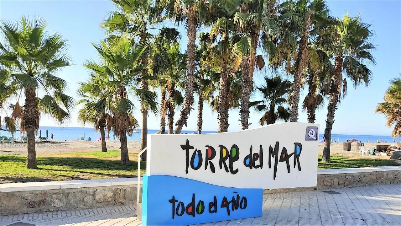 Chalet Adosado En Torre Del Mar Villa